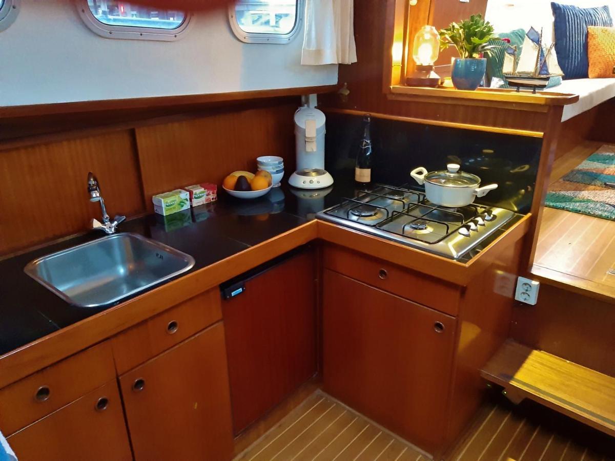Hotel Motor Yacht Almaz Amsterdam Zewnętrze zdjęcie
